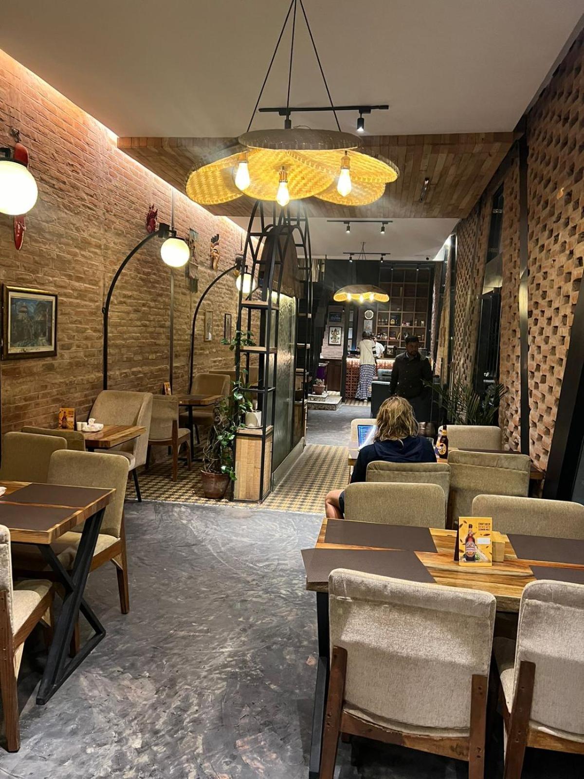Divya Boutique Inn Катманду Екстер'єр фото